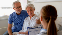 Eldercare Mobile Pflege & Service in Alfeld bietet einen zuverlässigen Hausnotruf an.
